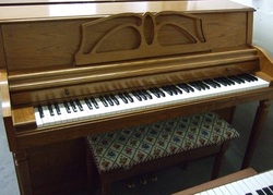 Yamaha Console Piano  